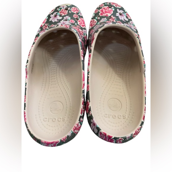 Crocs Discontinued Freesail Graphic Clogs Floral Size 10 Rare HTF GUC - Picture 6 of 10
